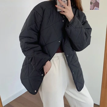 Корейская версия Свободная и тонкая Хлопчатобумажная куртка с ромбовидной решеткой и круглым вырезом, Простая хлопчатобумажная куртка, Женская новинка зимы 2022 года